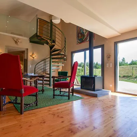 Les Petits Princes, Experience Unique A Tatil Evi Polignac (Haute-Loire)